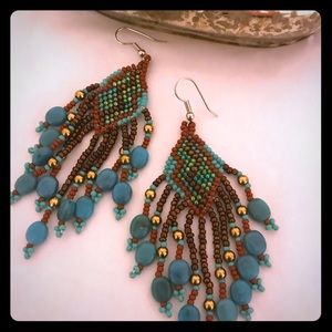 ❤️Indian inspired turq, & gold beaded earrings